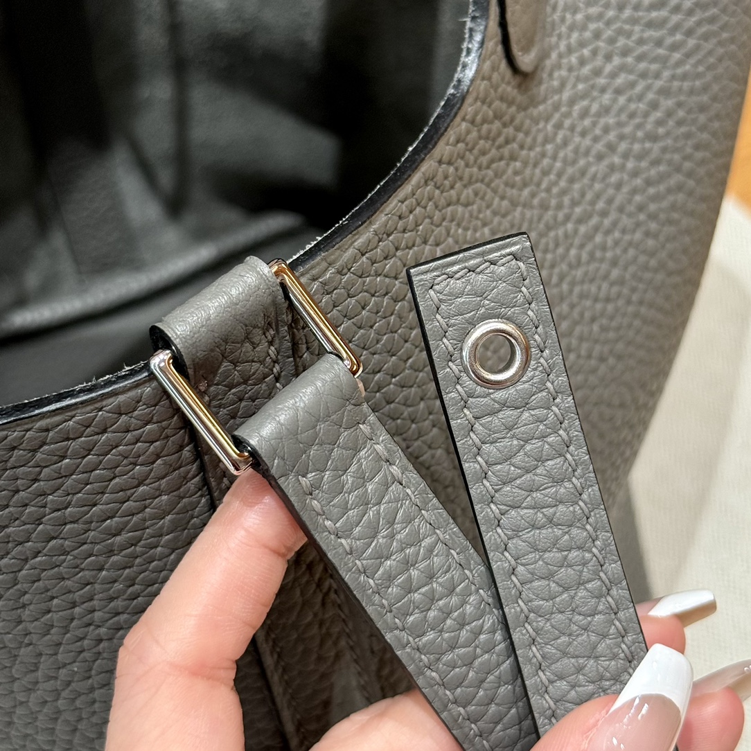 Hermès  Picotin lock 18  Girs Meyer Clemence