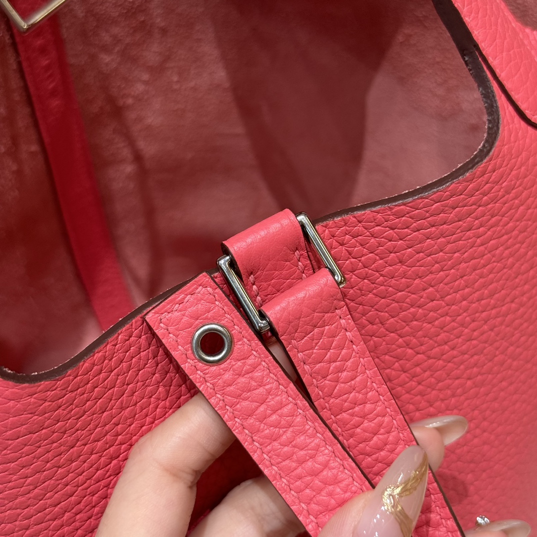 Hermès  Picotin lock 18 Rose lipstick Clemence