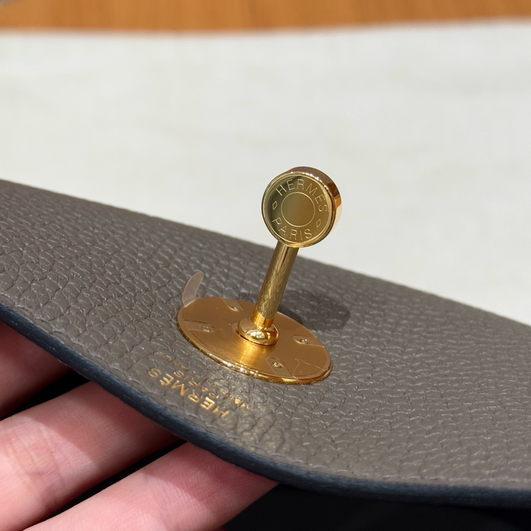 Hermès  Lindy 26  Girs etain Clemence