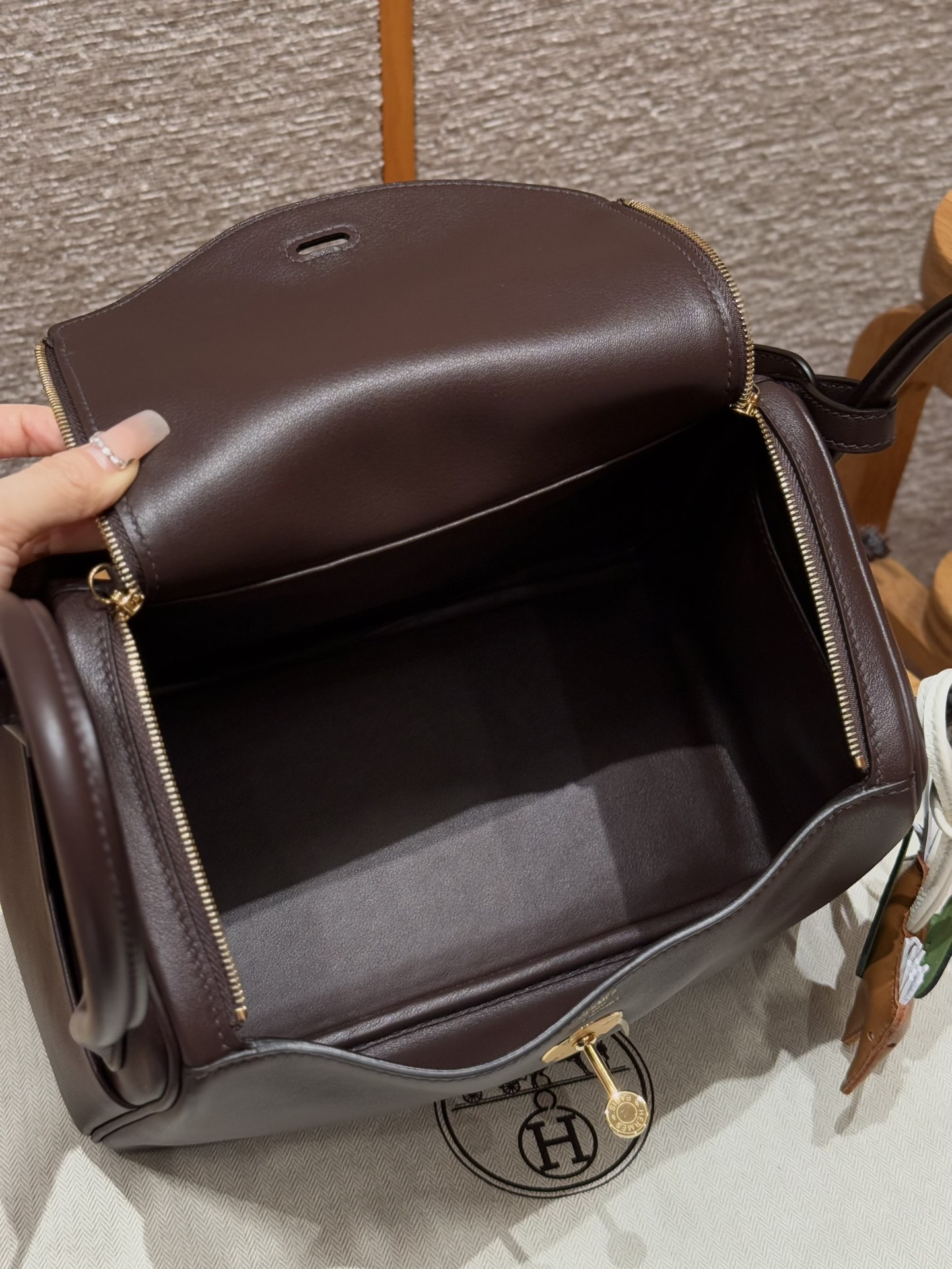 Hermès  Lindy 26 Rouge Sellier Swift