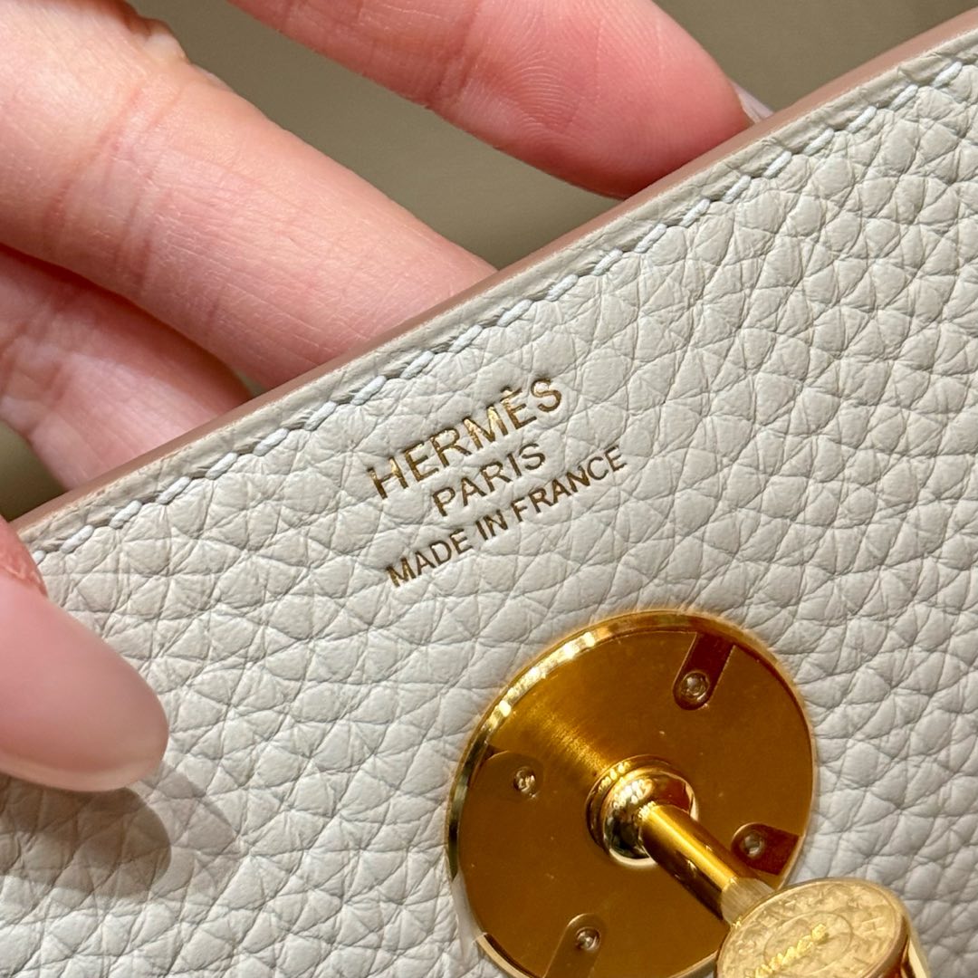 Hermès  Lindy 26 Craie Clemence