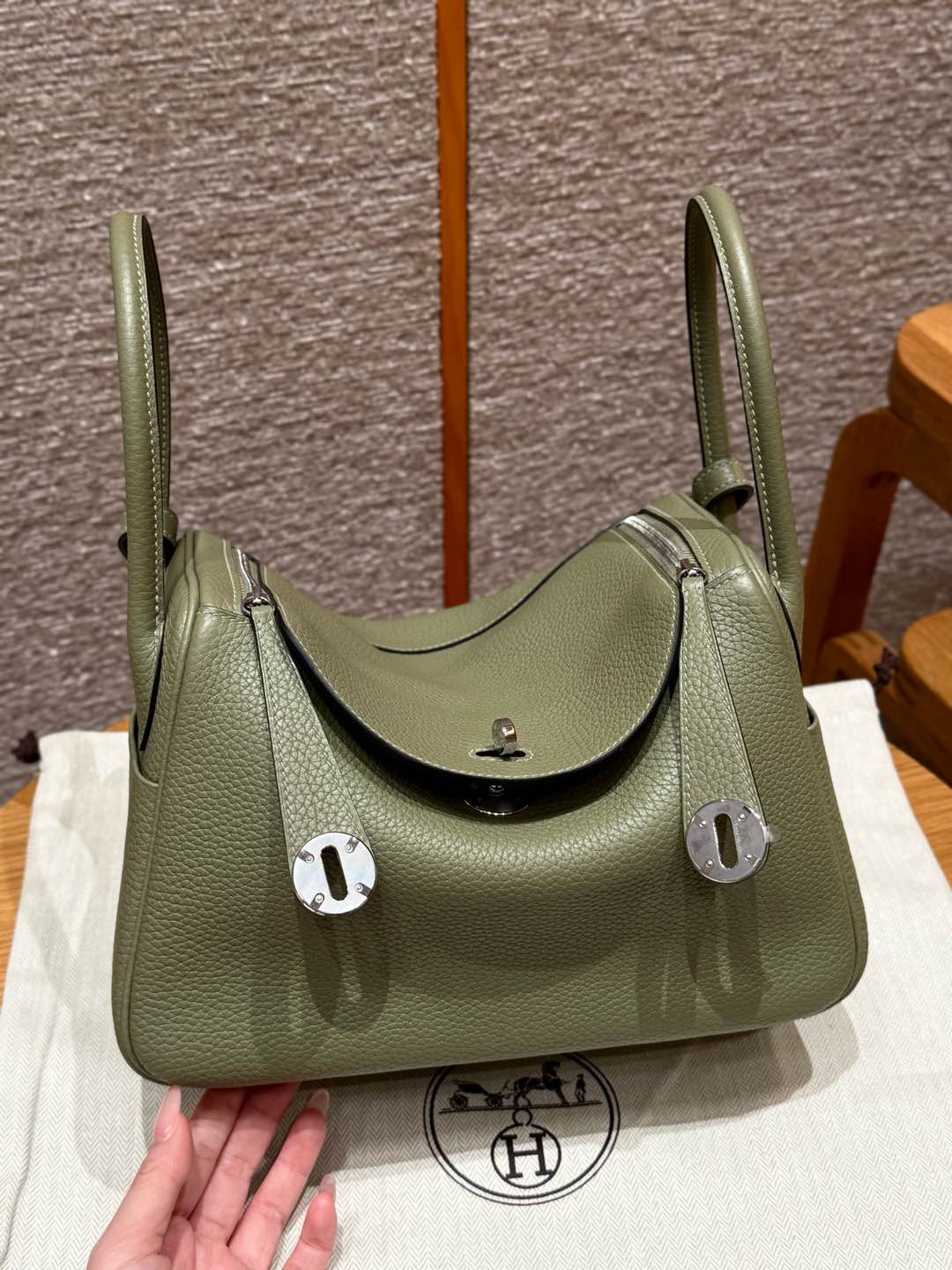 Hermès  Lindy 26 Sauge Clemenc