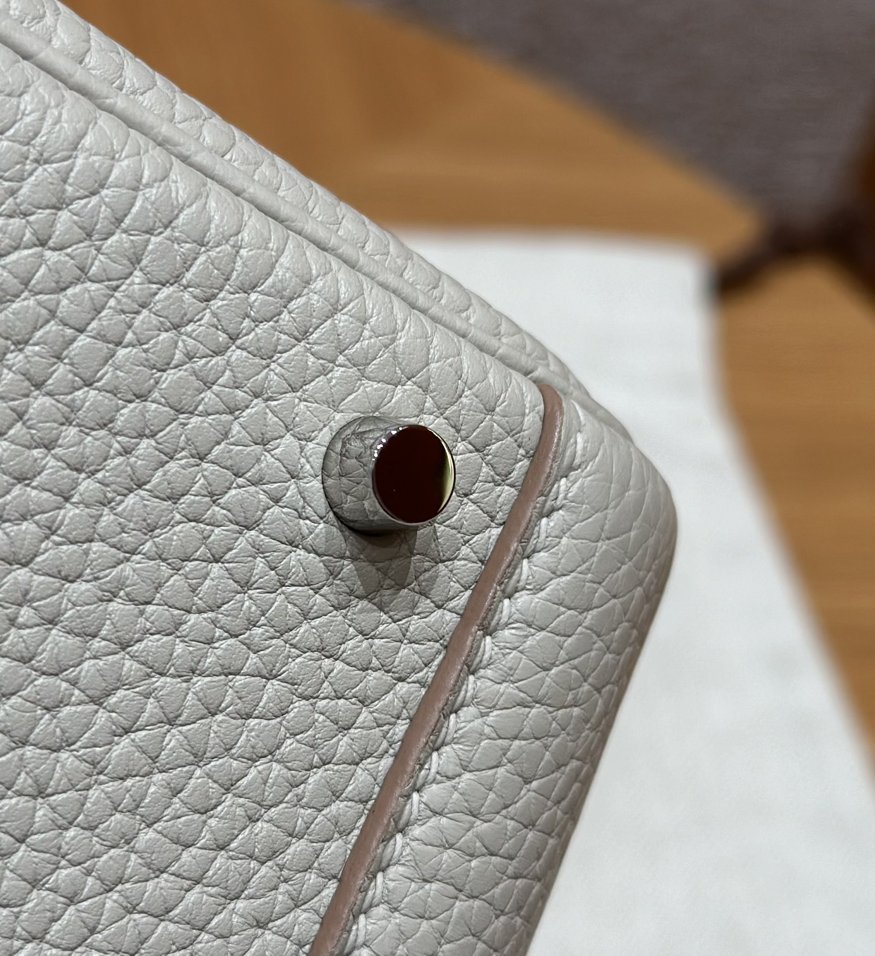 Hermès  Lindy 19 Girs Perle Clemence  and Matte Alligator🐊imported