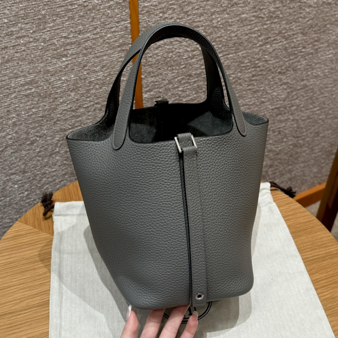 Hermès  Picotin lock 18  Girs Meyer Clemence