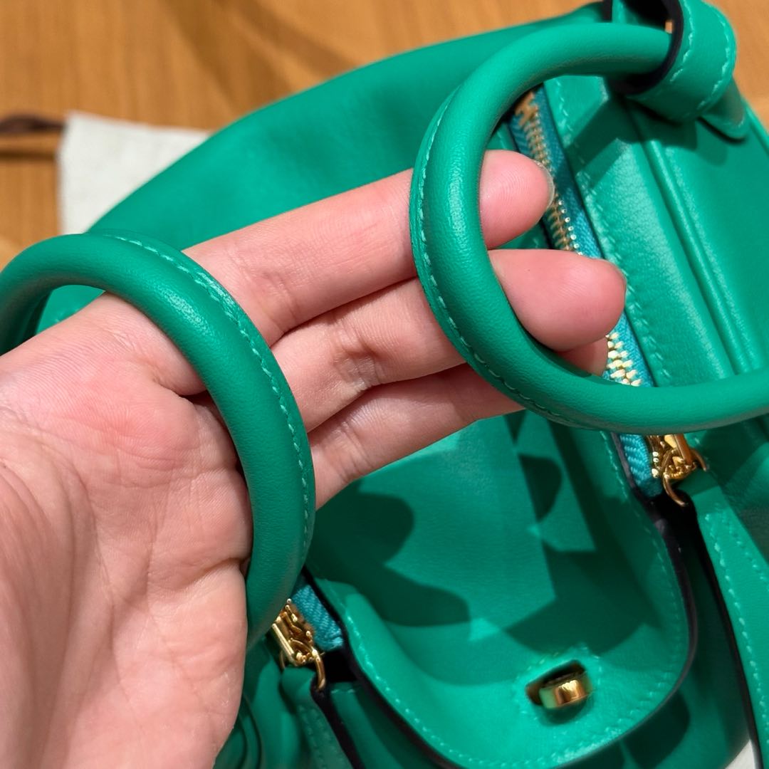 Hermès  Lindy 19  Menthe Swift