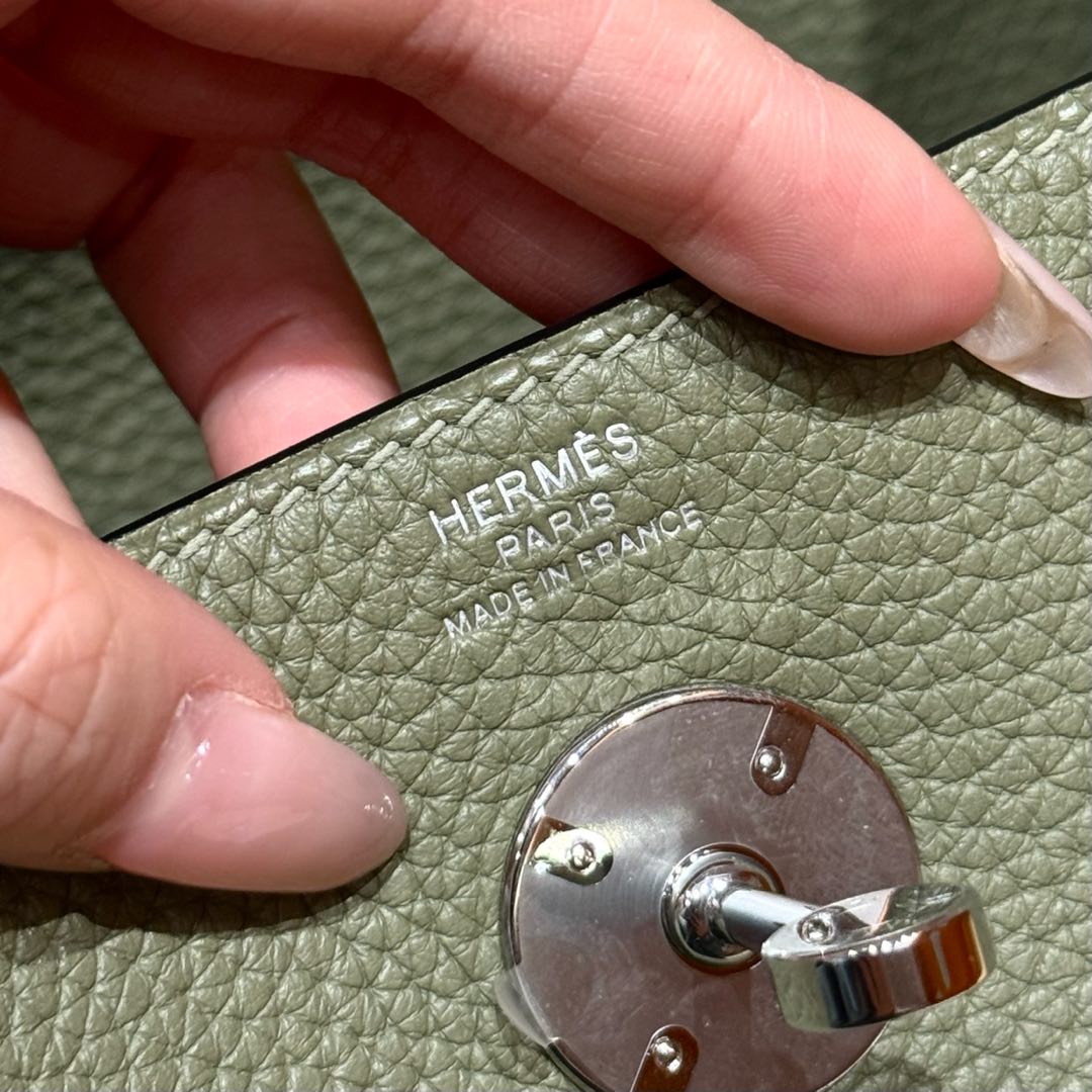 Hermès  Lindy 26 Sauge Clemenc