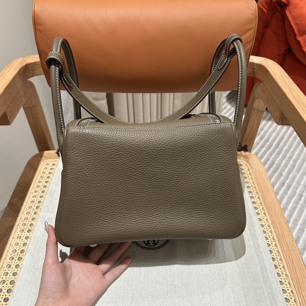 Hermès  Lindy 26 Etoupe Clemence