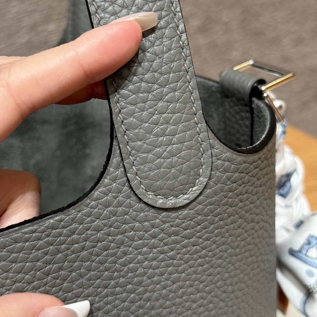 Hermès  Picotin lock 18  Girs Meyer Clemence