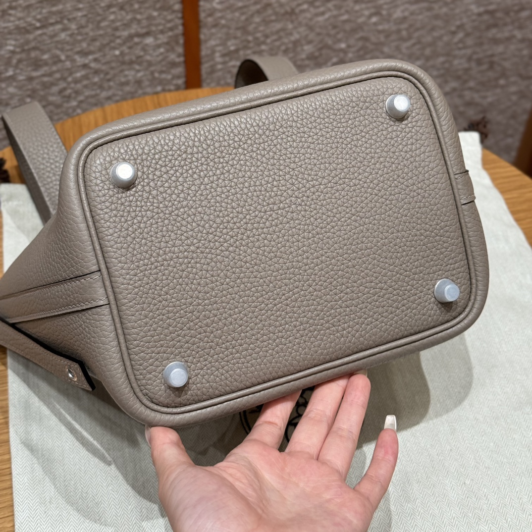 Hermès  Picotin lock  18 Girs Asphalted Clemence