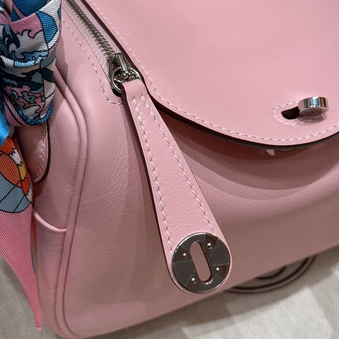 Hermès  Lindy 19  Rose Sakura  Swift