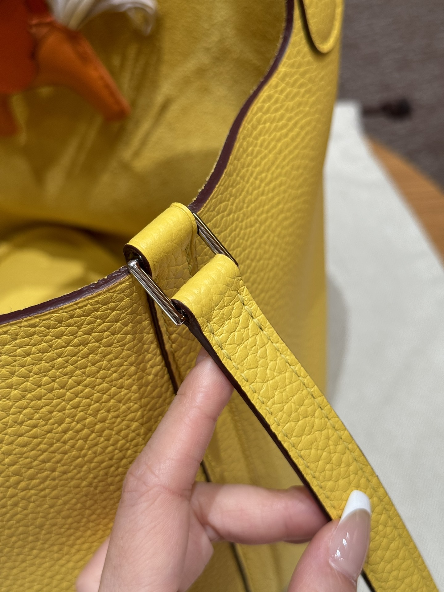 Hermès  Picotin lock 22  Jaune de naples  Clemence