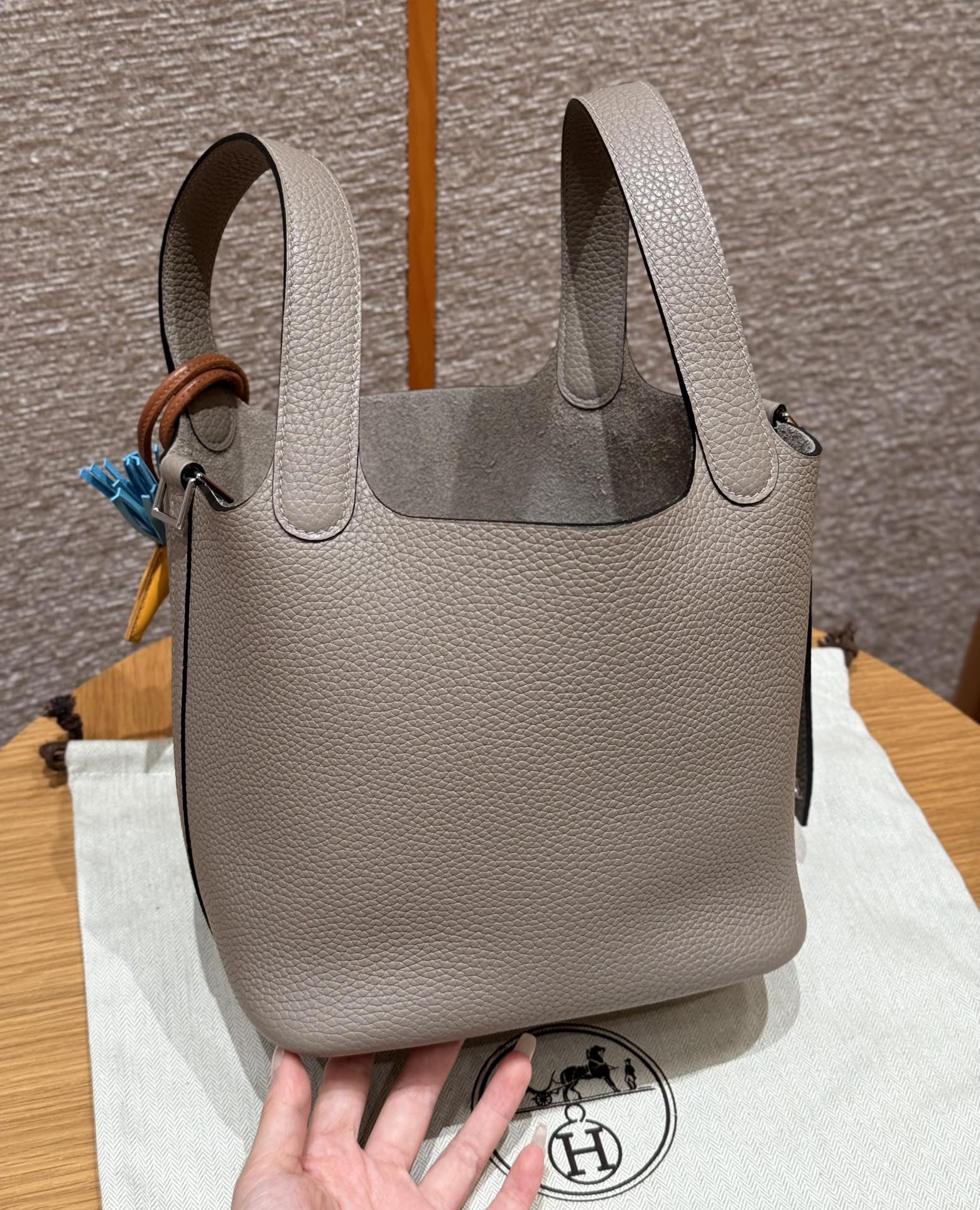 Hermès  Picotin lock  18 Girs Asphalted Clemence