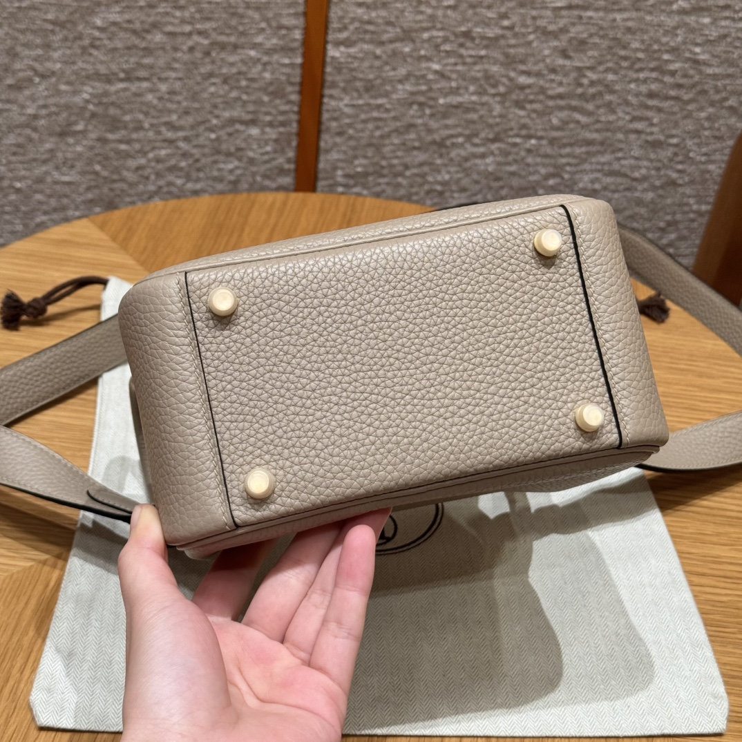 Hermès  Lindy 19 Gris tourterelle Clemence