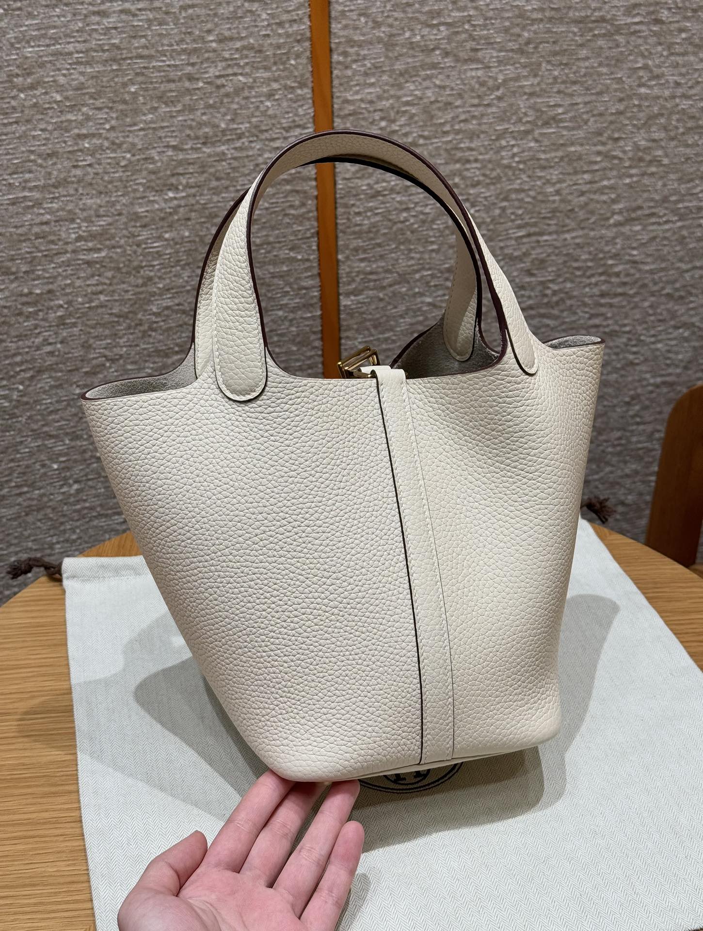 Hermès  Picotin lock 18  Nata Clemence