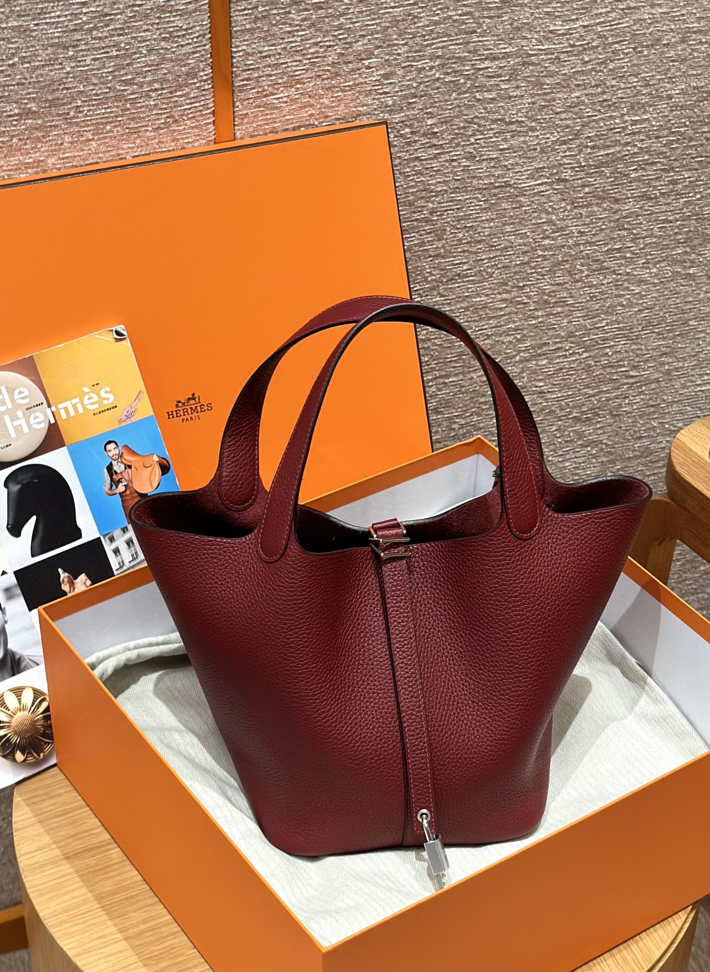 Hermès  Picotin lock  22 Rouge H Clemence