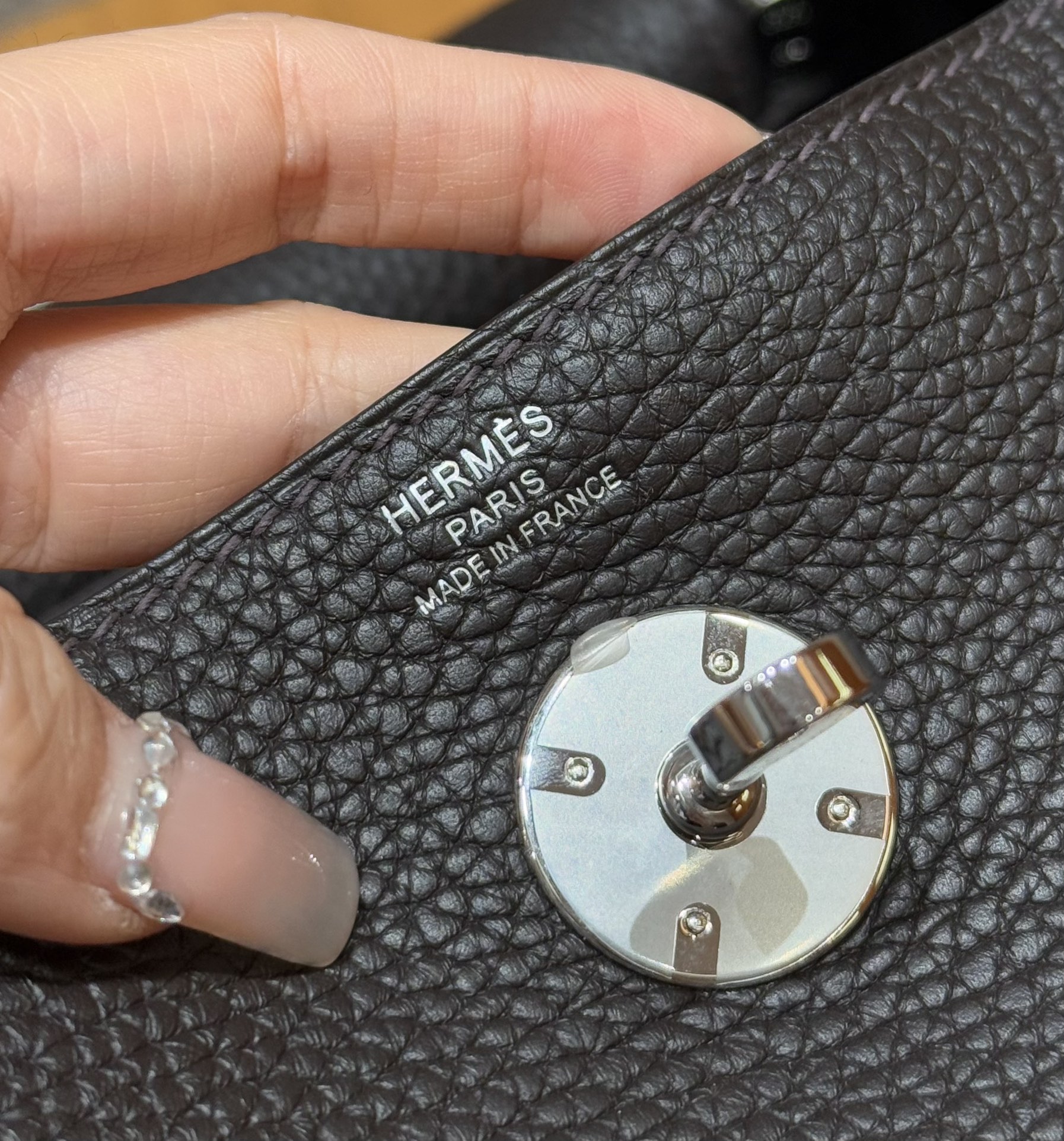 Hermès  Lindy 26 Macassar  Clemence