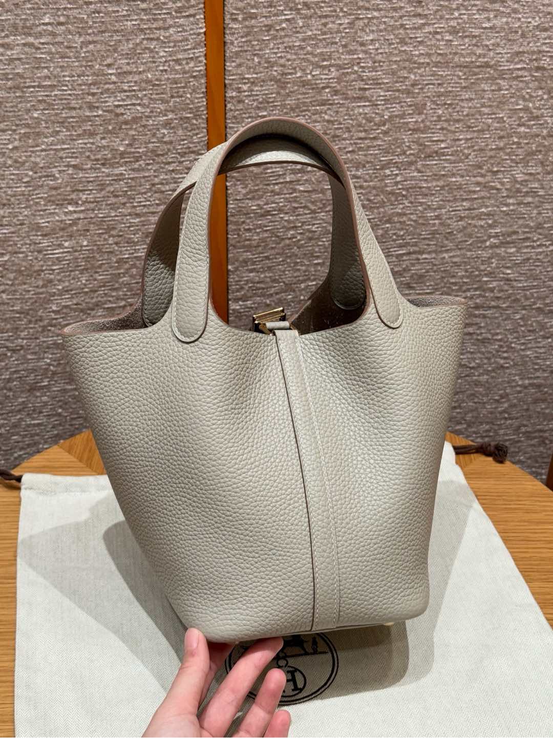 Hermès  Picotin lock 18 Beton Clemence