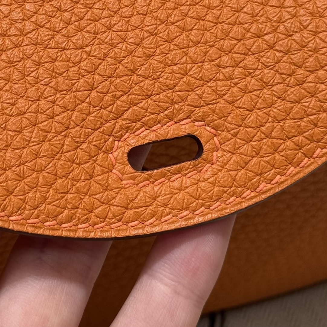Hermès  Lindy 19 Orange Clemence
