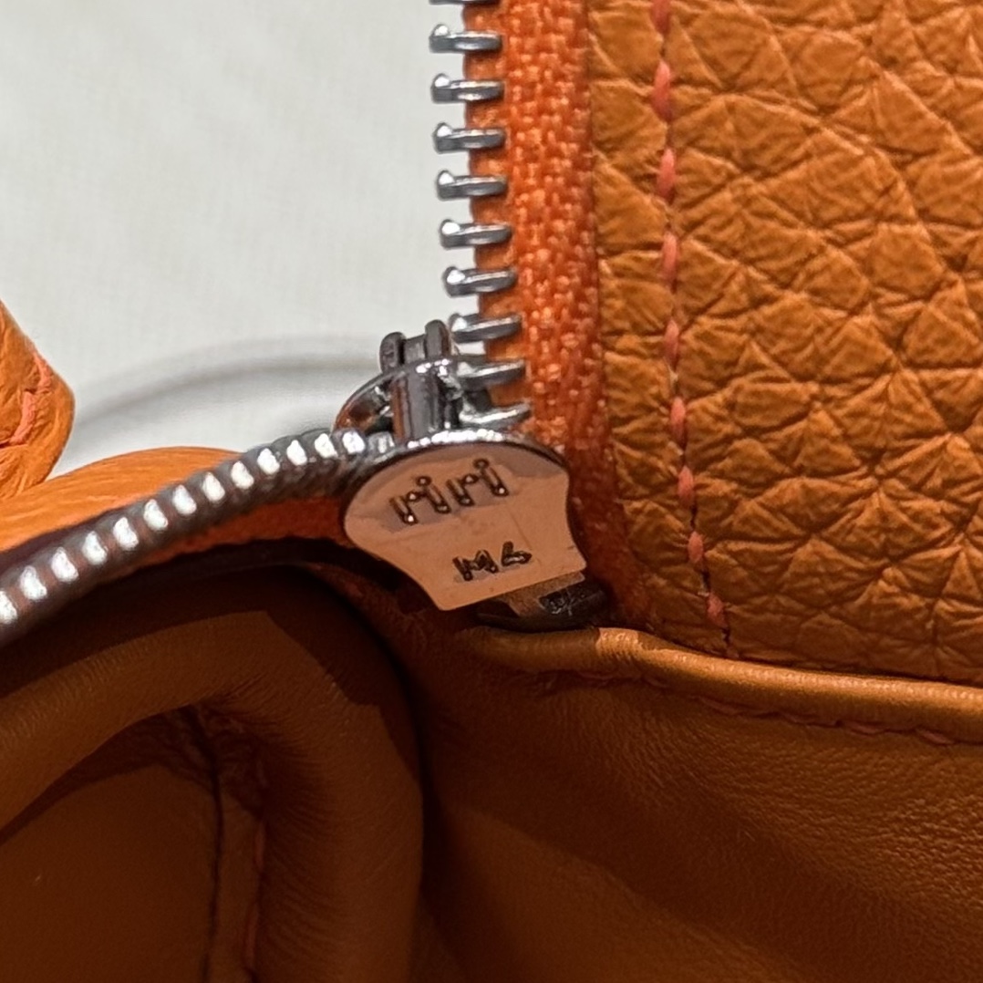 Hermès  Lindy 19 Orange Clemence