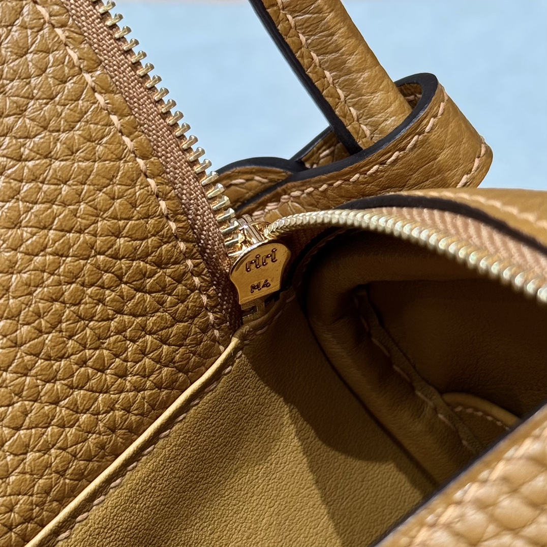 Hermès  Lindy 19 Sesame Clemence