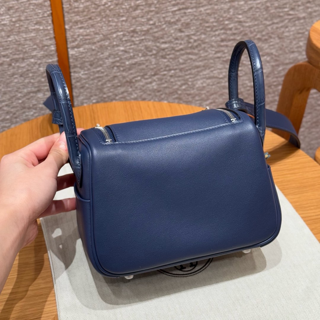 Hermès  Lindy 19 Blue saphir Swift and The fog- faced alligator