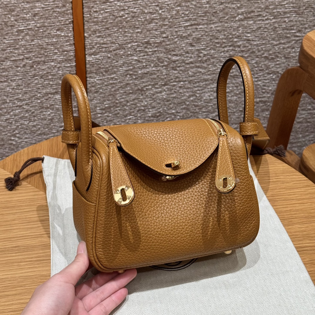 Hermès  Lindy 19 Sesame Clemence