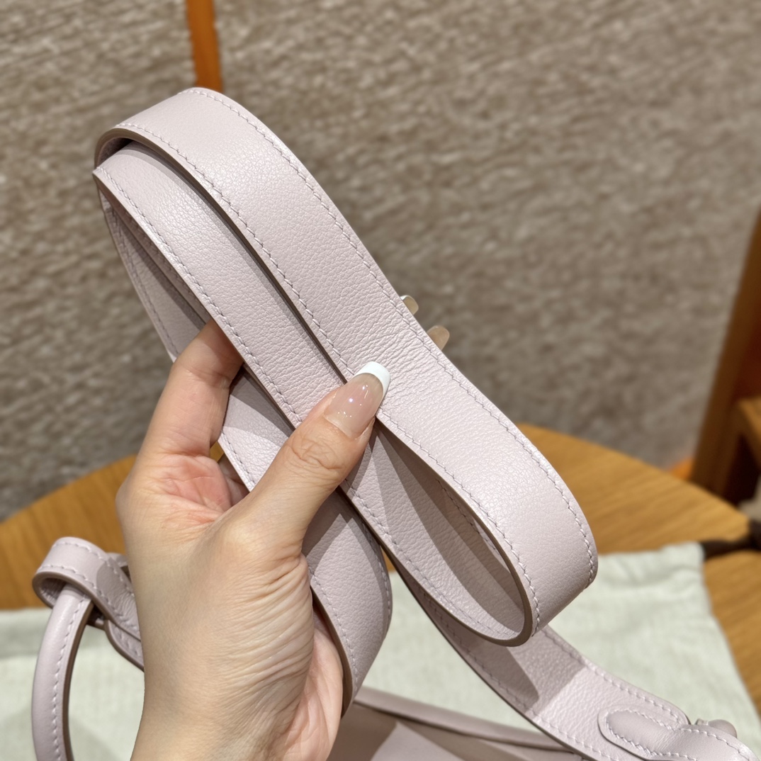Hermès  Lindy 19  Mauve pale Swift