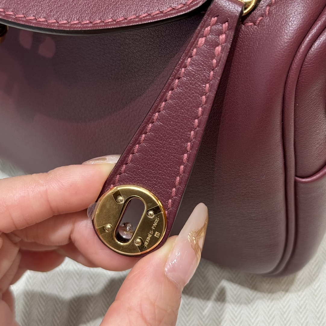 Hermès  Lindy 19 Bordeaux Swift
