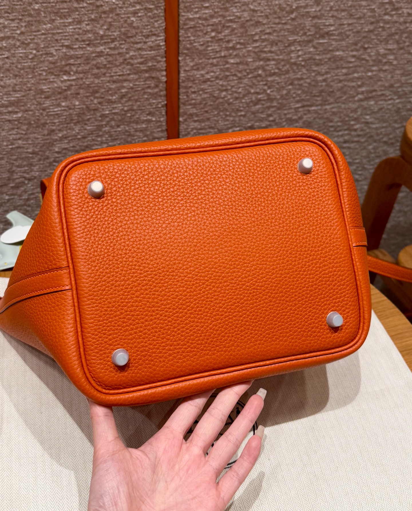 Hermès  Picotin lock 22 Orange Clemence