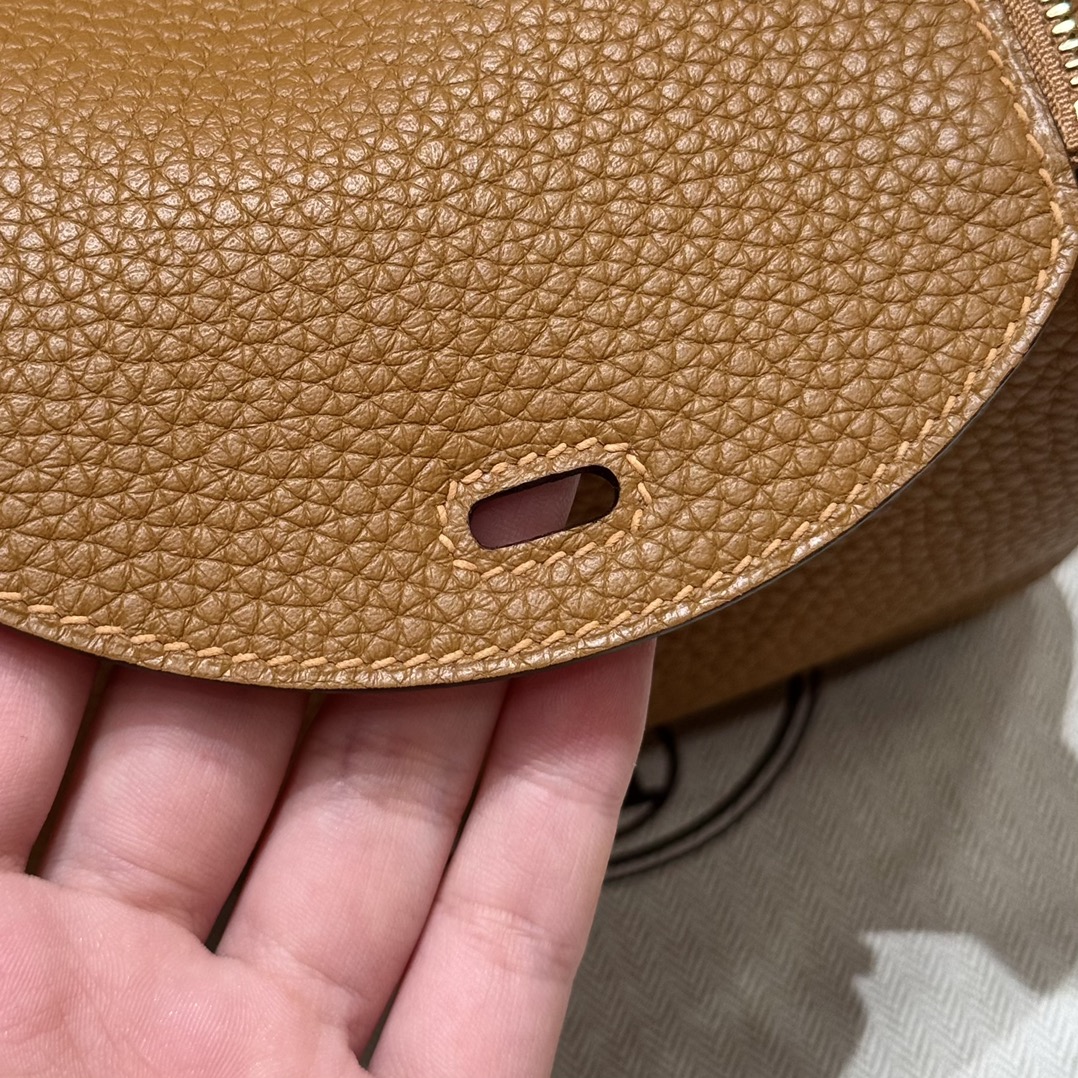 Hermès  Lindy 19 Sesame Clemence