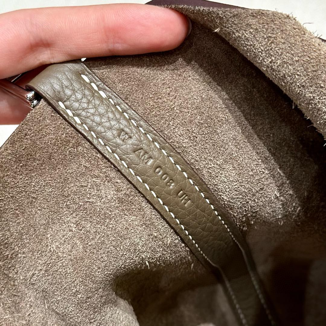 Hermès  Picotin lock 18 Etoupe Clemence