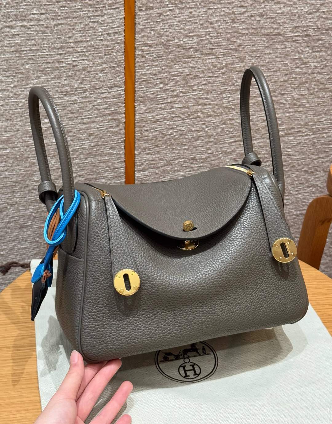 Hermès  Lindy 26  Girs etain Clemence