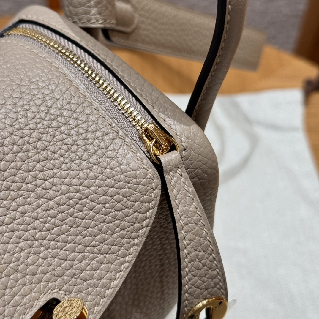 Hermès  Lindy 19 Gris tourterelle Clemence