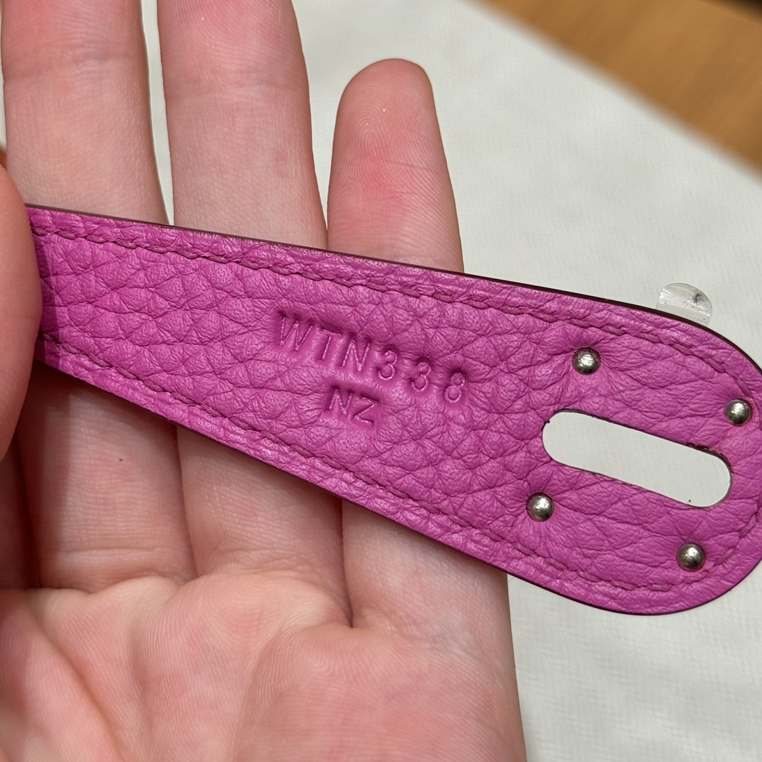 Hermès  Lindy 26  Magnolia Clemence