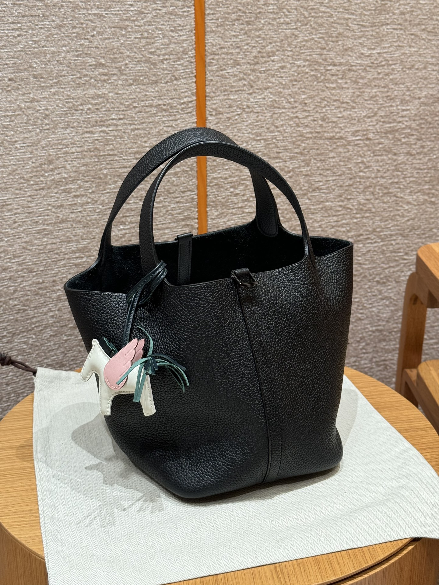 Hermès  Picotin lock 22 Noir Clemence