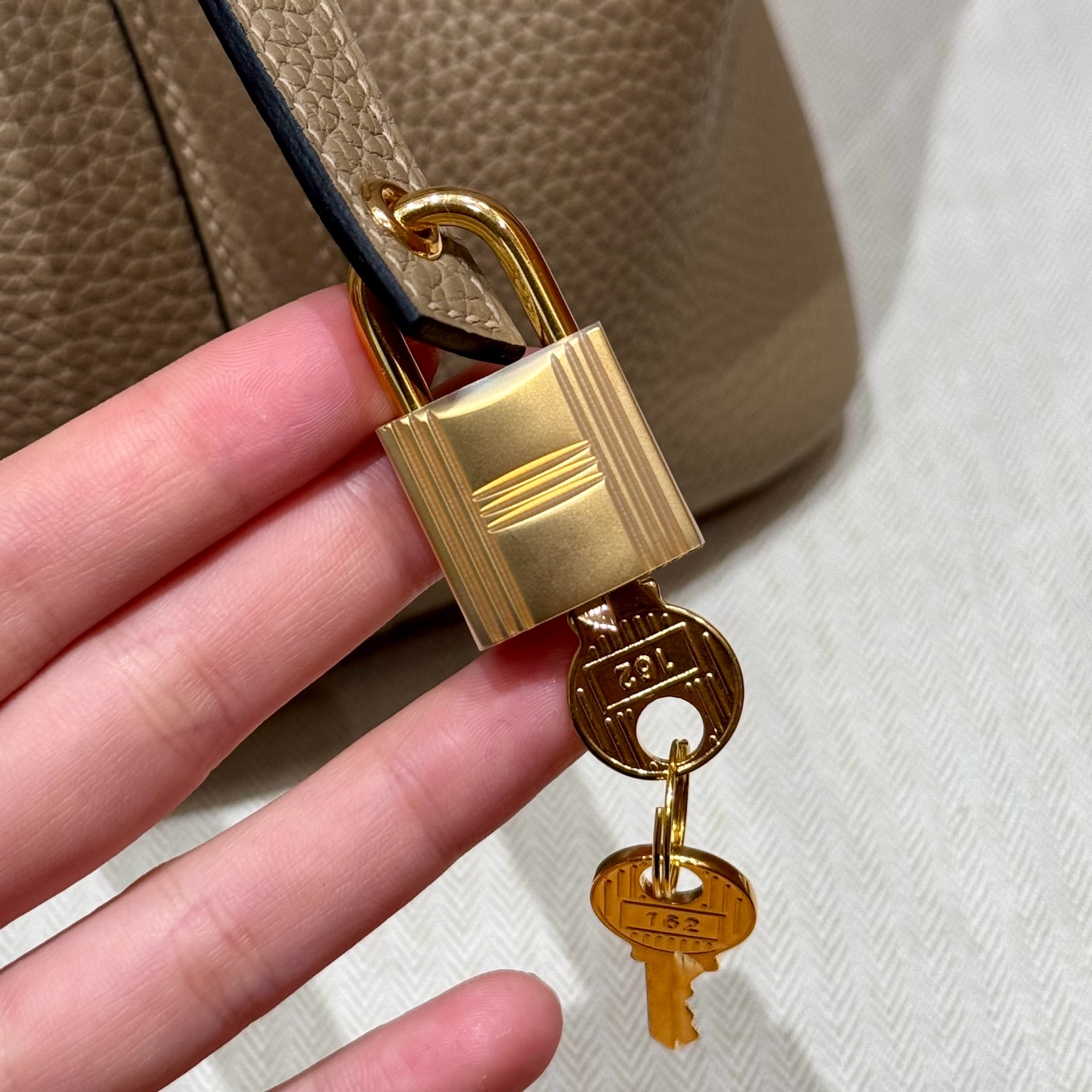 Hermès  Picotin lock 22 Beige Marfa Clemence