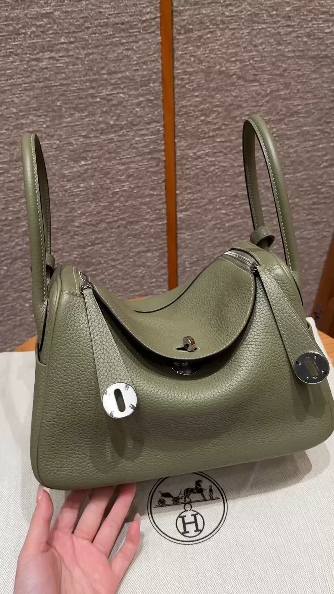 Hermès  Lindy 26 Sauge Clemenc