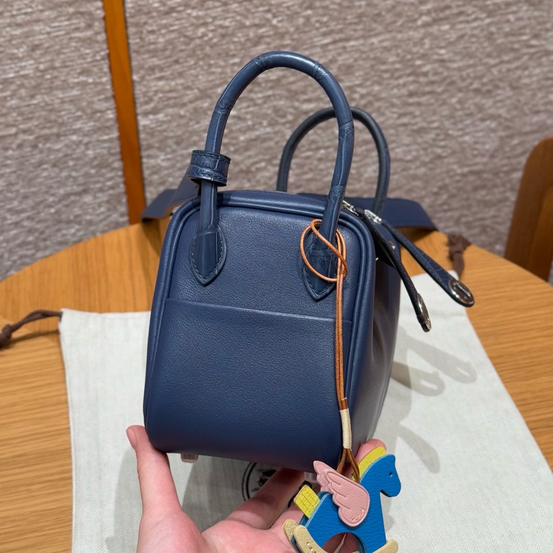 Hermès  Lindy 19 Blue saphir Swift and The fog- faced alligator