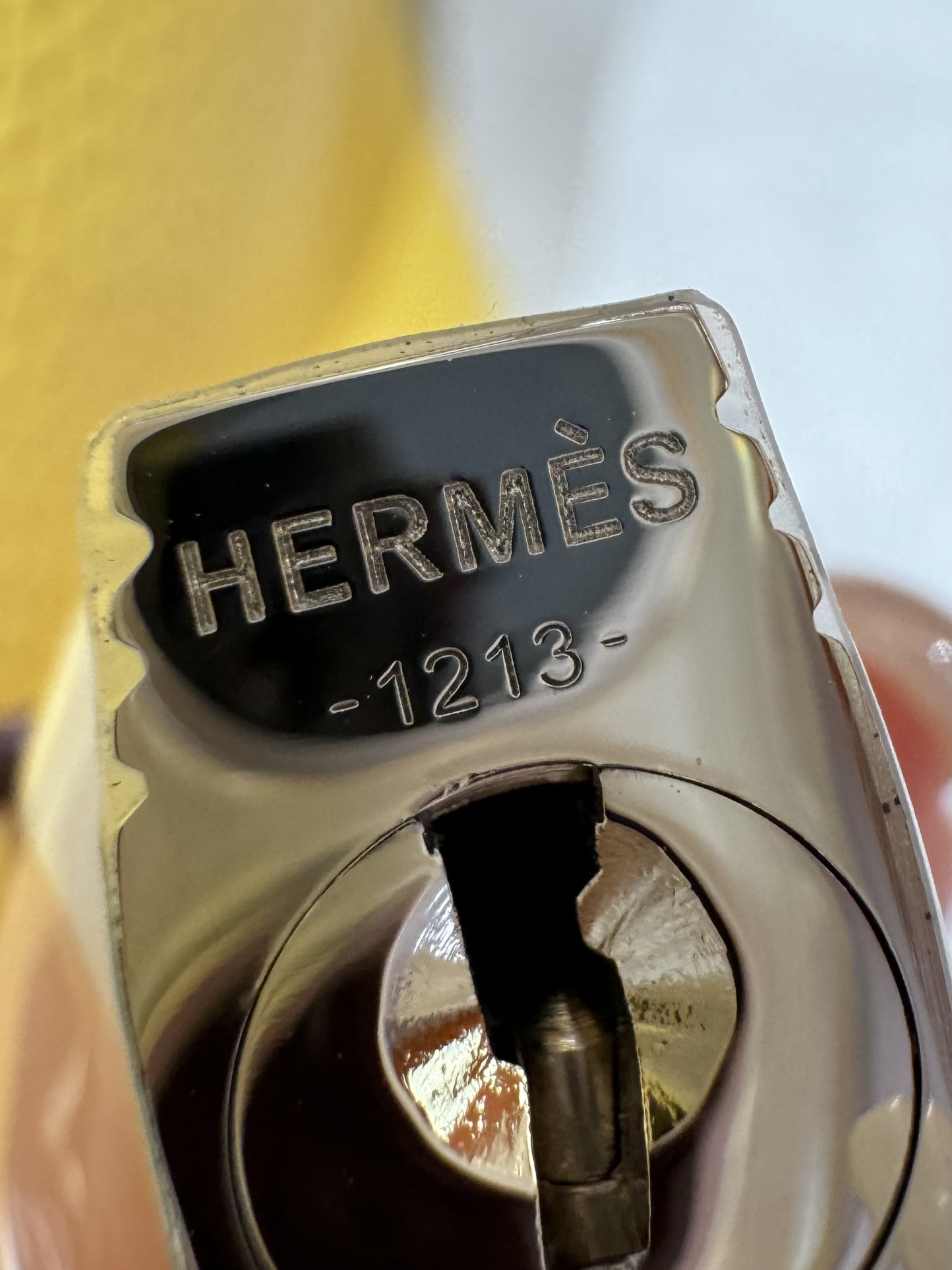 Hermès  Picotin lock 22  Jaune de naples  Clemence