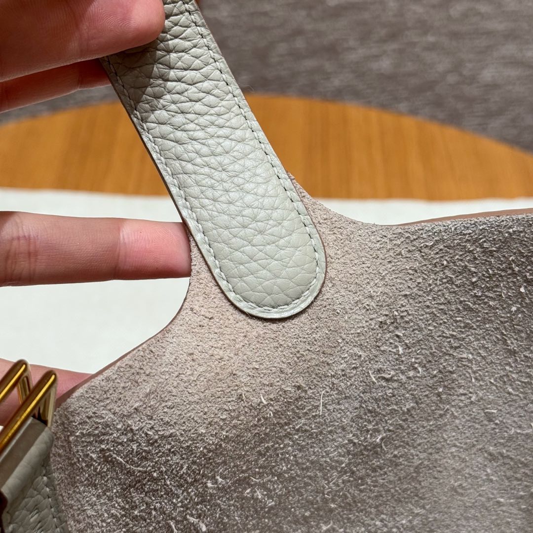 Hermès  Picotin lock 18 Beton Clemence