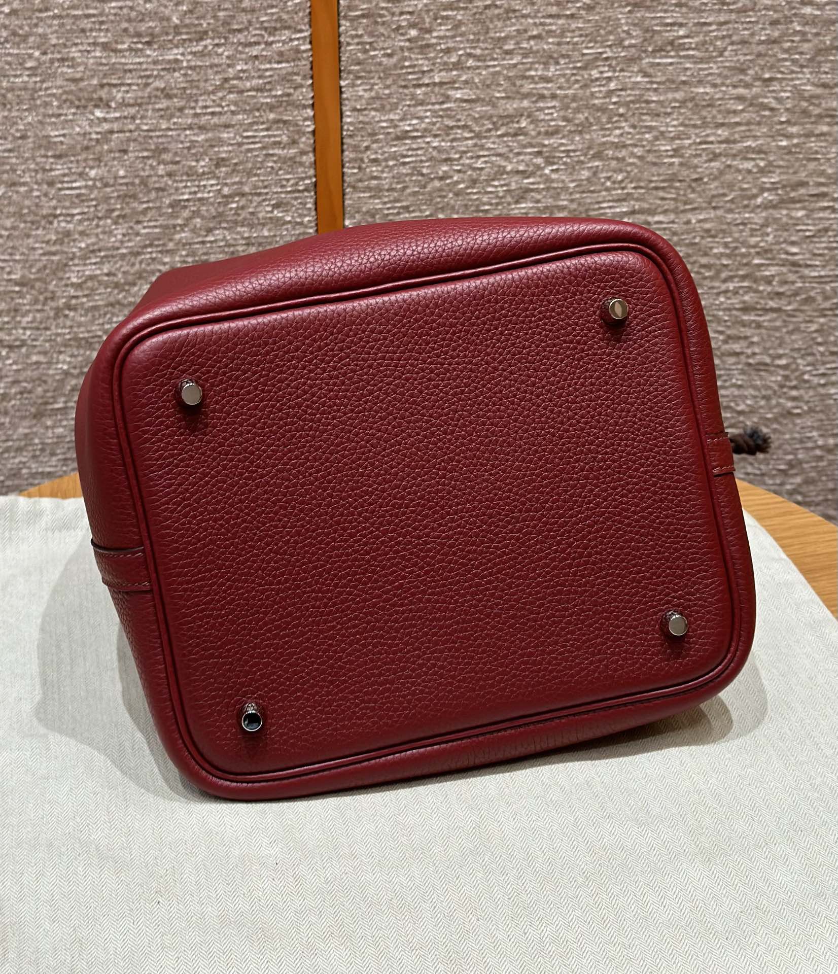 Hermès  Picotin lock  22 Rouge H Clemence