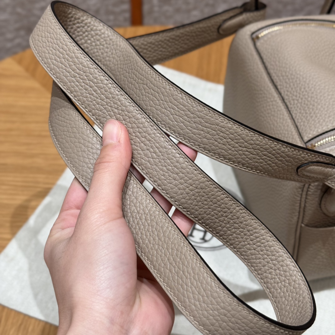 Hermès  Lindy 19 Gris tourterelle Clemence