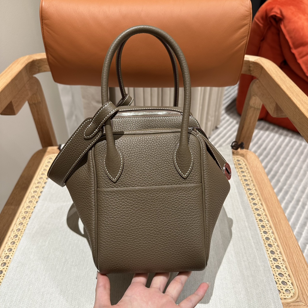 Hermès  Lindy 26 Etoupe Clemence