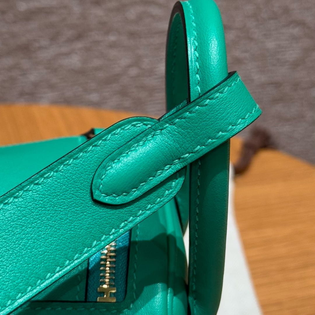Hermès  Lindy 19  Menthe Swift
