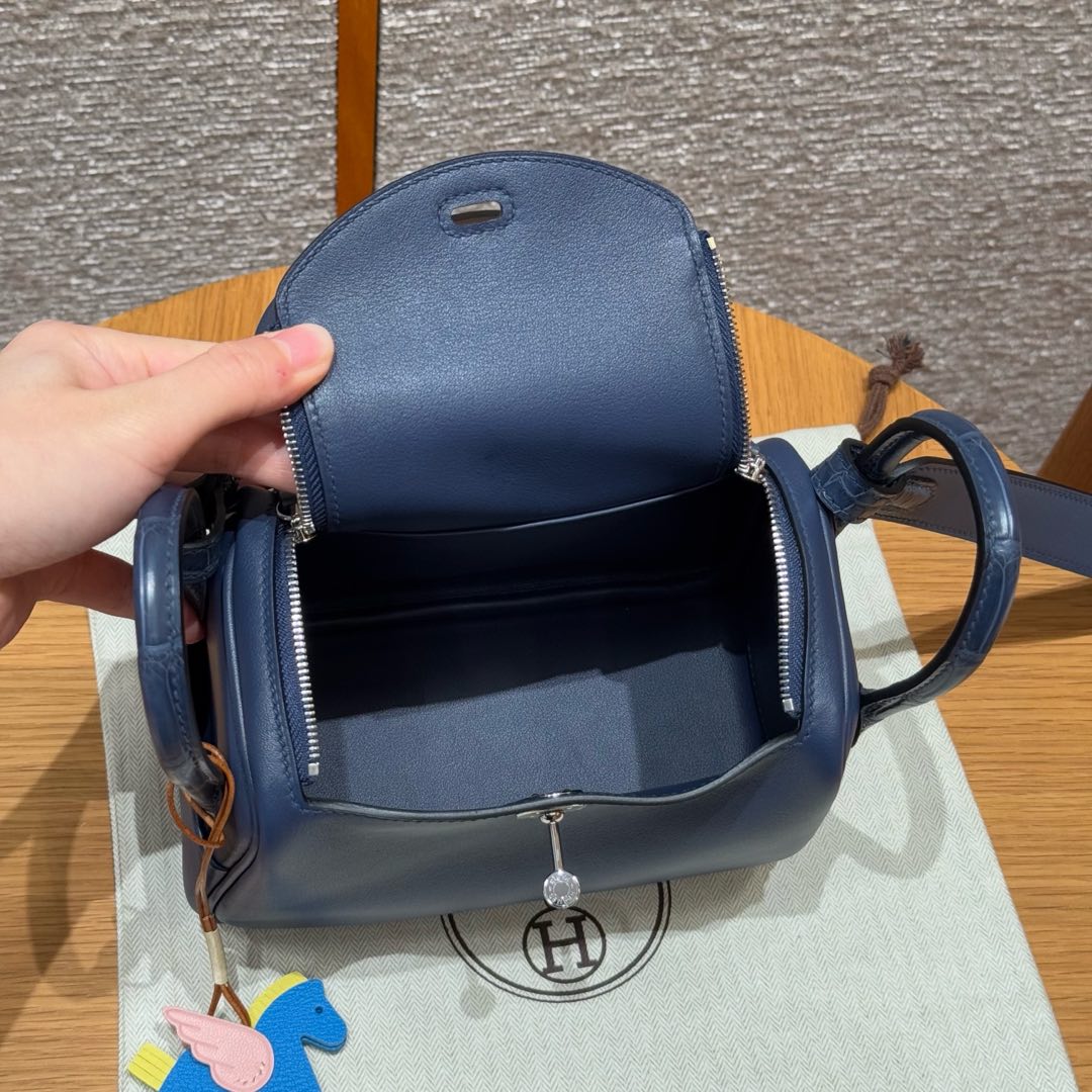 Hermès  Lindy 19 Blue saphir Swift and The fog- faced alligator