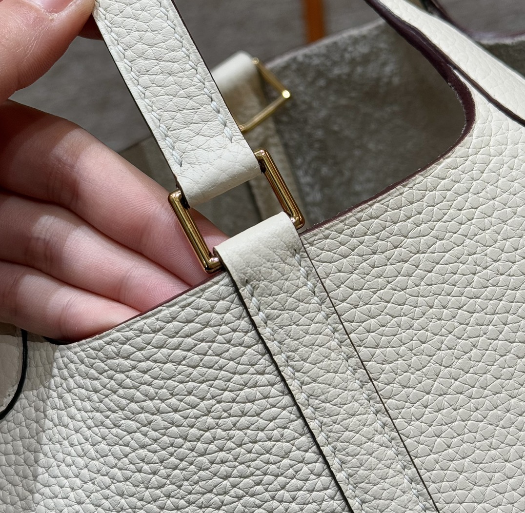 Hermès  Picotin lock 18  Nata Clemence