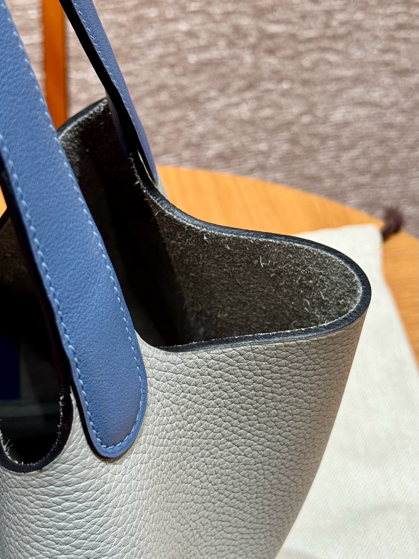 Hermès  Picotin lock 22  Girs Mouette and Blue Agate Clemence/Swift