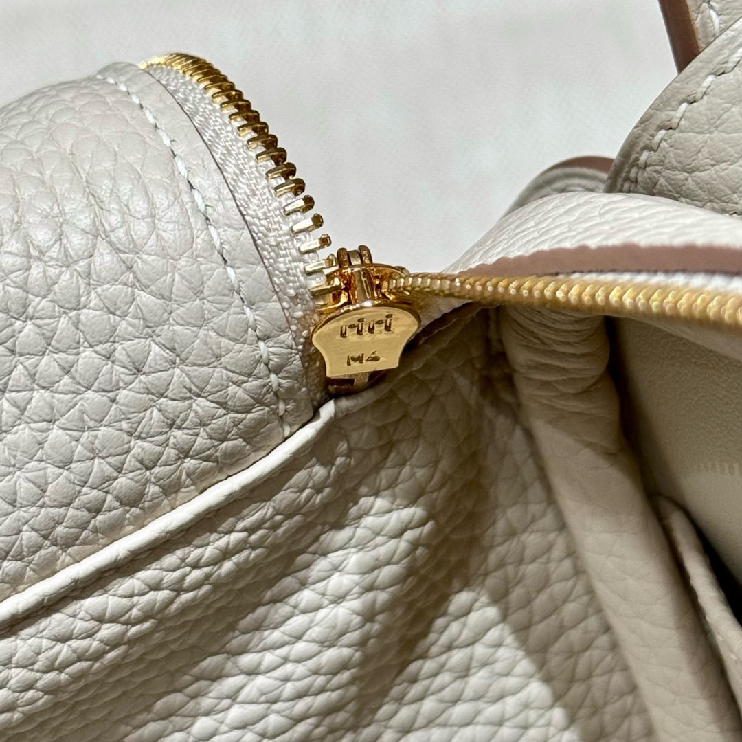 Hermès  Lindy 26 Craie Clemence