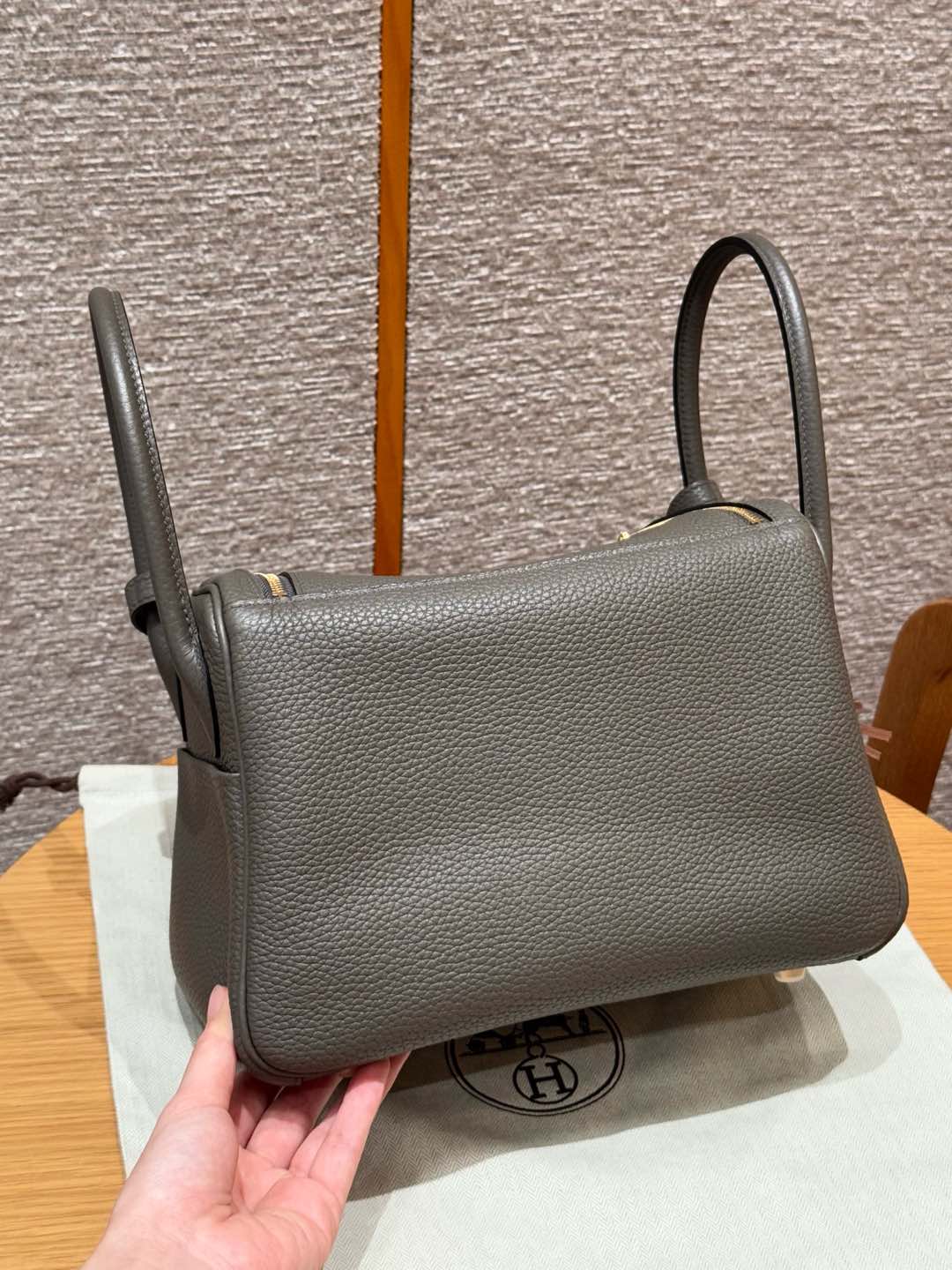 Hermès  Lindy 26  Girs etain Clemence