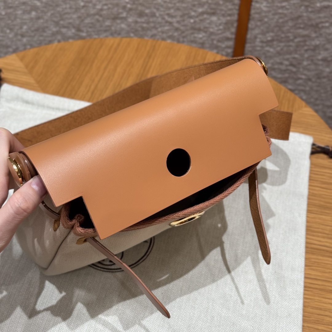 Hermès  Herbag 20 Beton/naturel sable  Canvas and cowhide